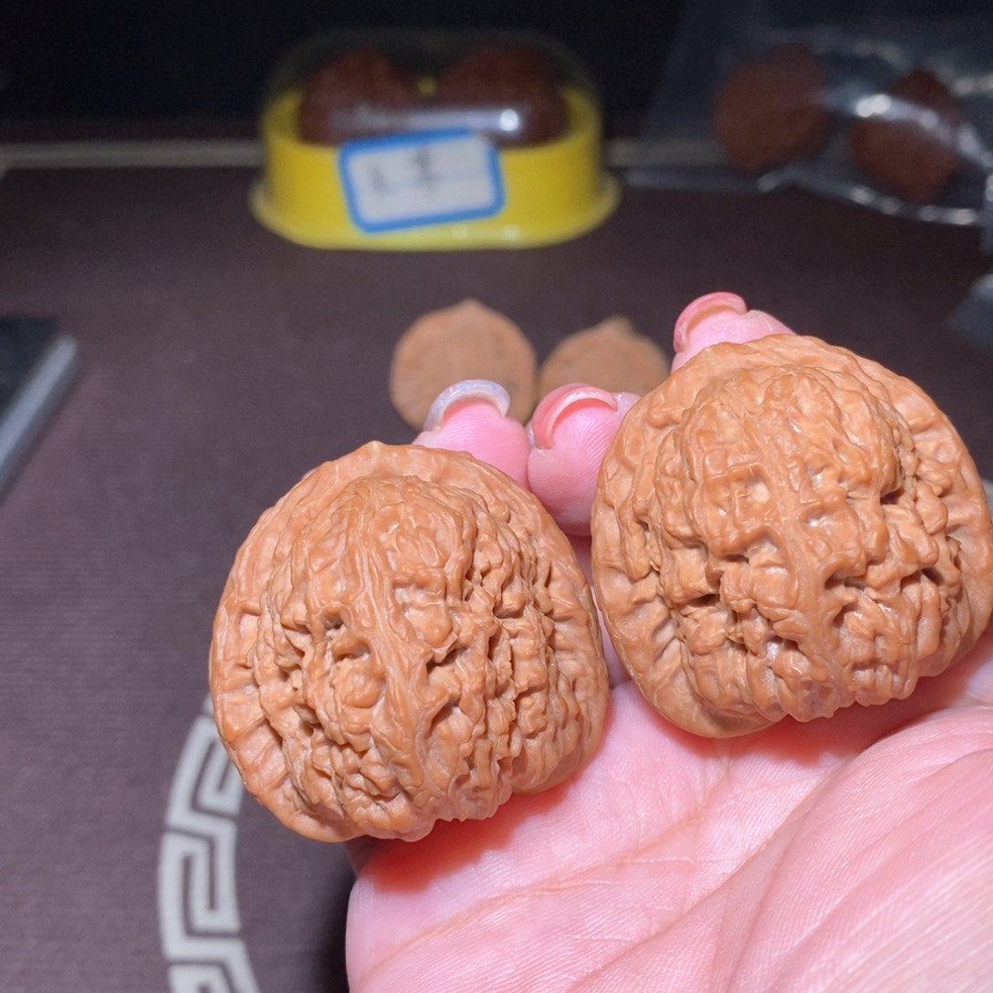 文玩核桃把件南疆石