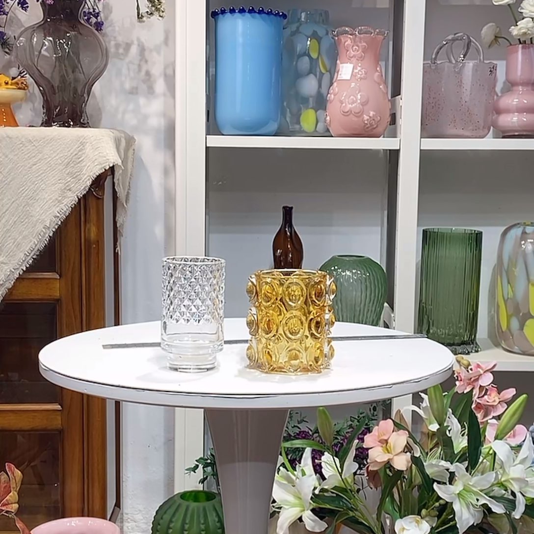 一只喷色一只透明微瑕