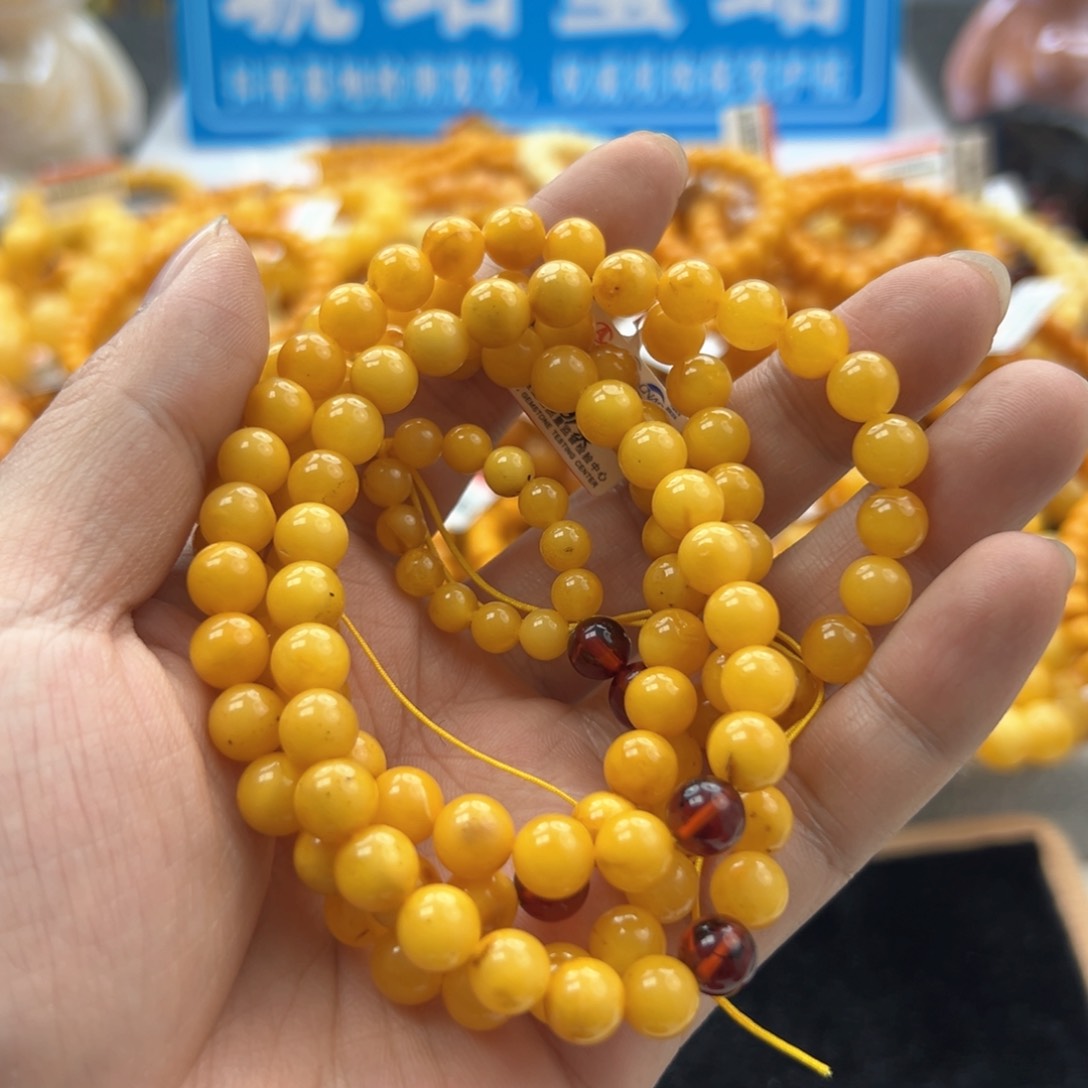 琥珀珠宝奇石未镶嵌