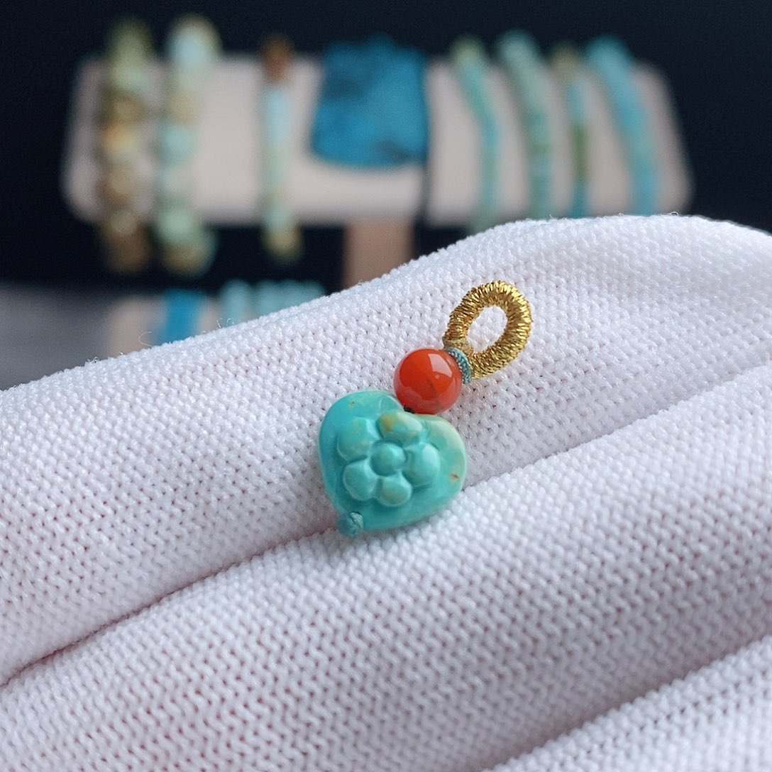 南红玛瑙未镶嵌珠宝奇石