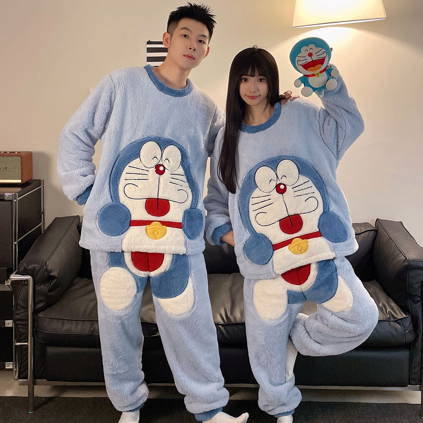 叮当猫秋冬季珊瑚绒情侣睡衣套装加绒加厚保暖大码一男一女家居服