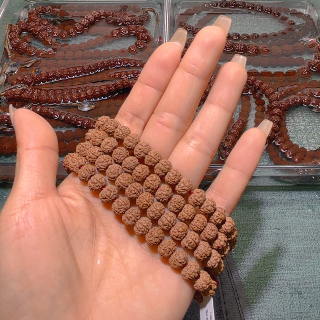 南***乔金刚菩提吊坠凹底梅花8