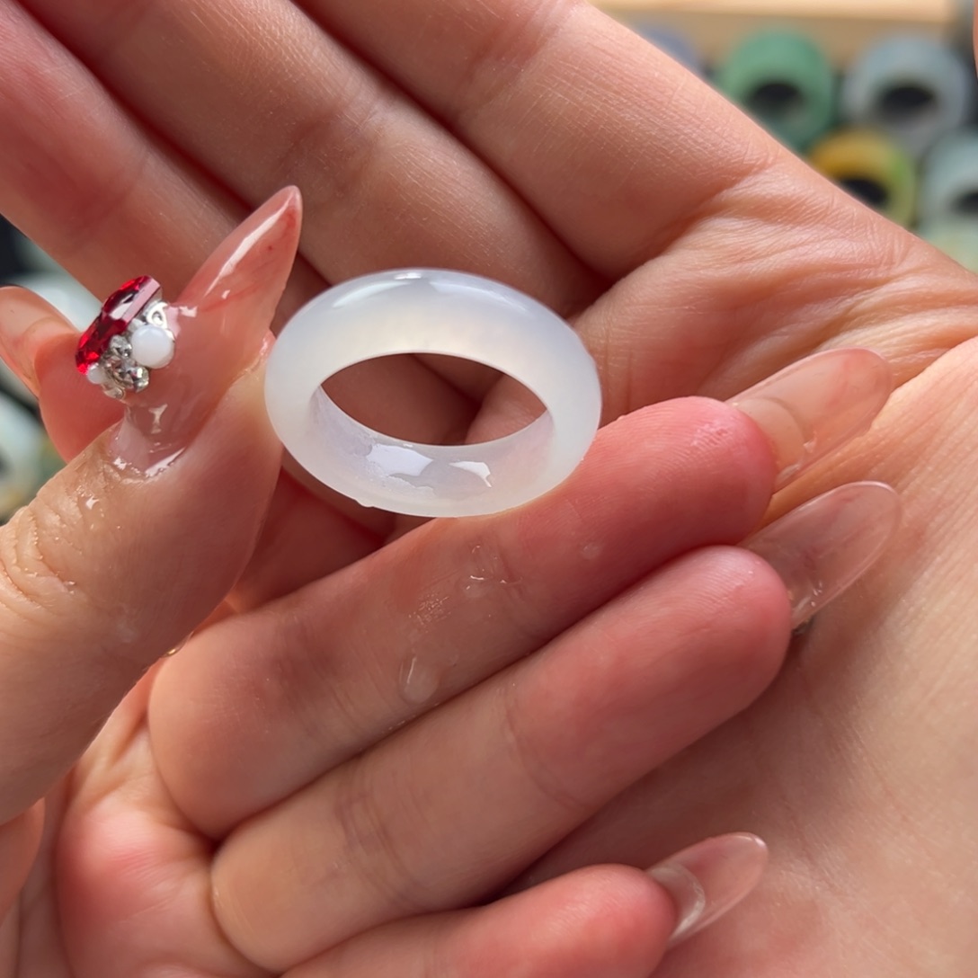 定制翡翠翡翠未镶嵌