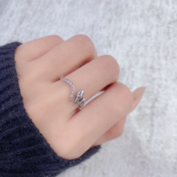 925银戒指 925银戒指自留款小蛇可当尾戒轻奢时尚百搭简约银戒