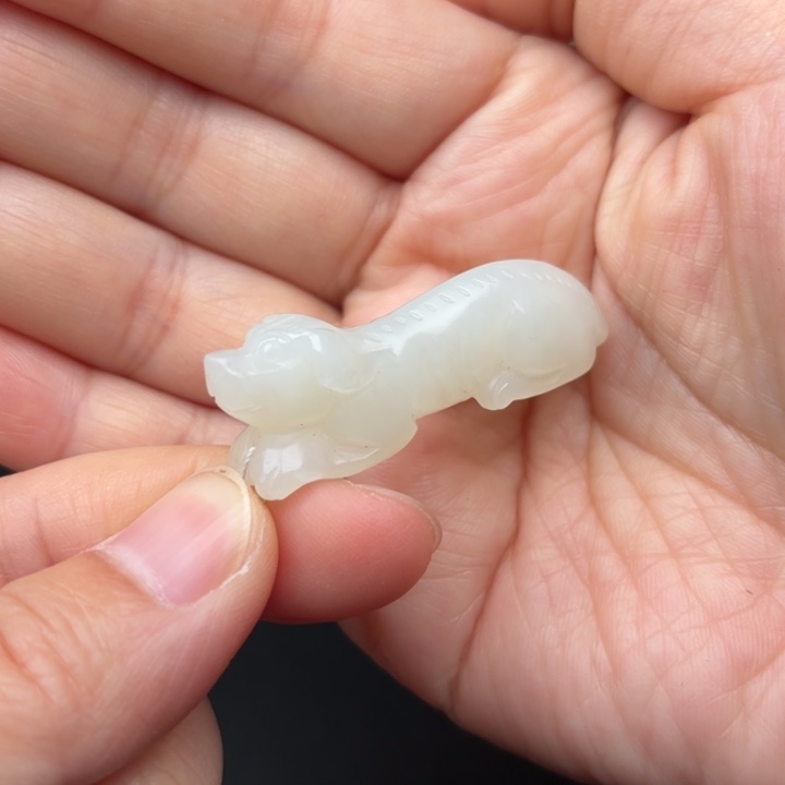 未镶嵌和田玉挂件