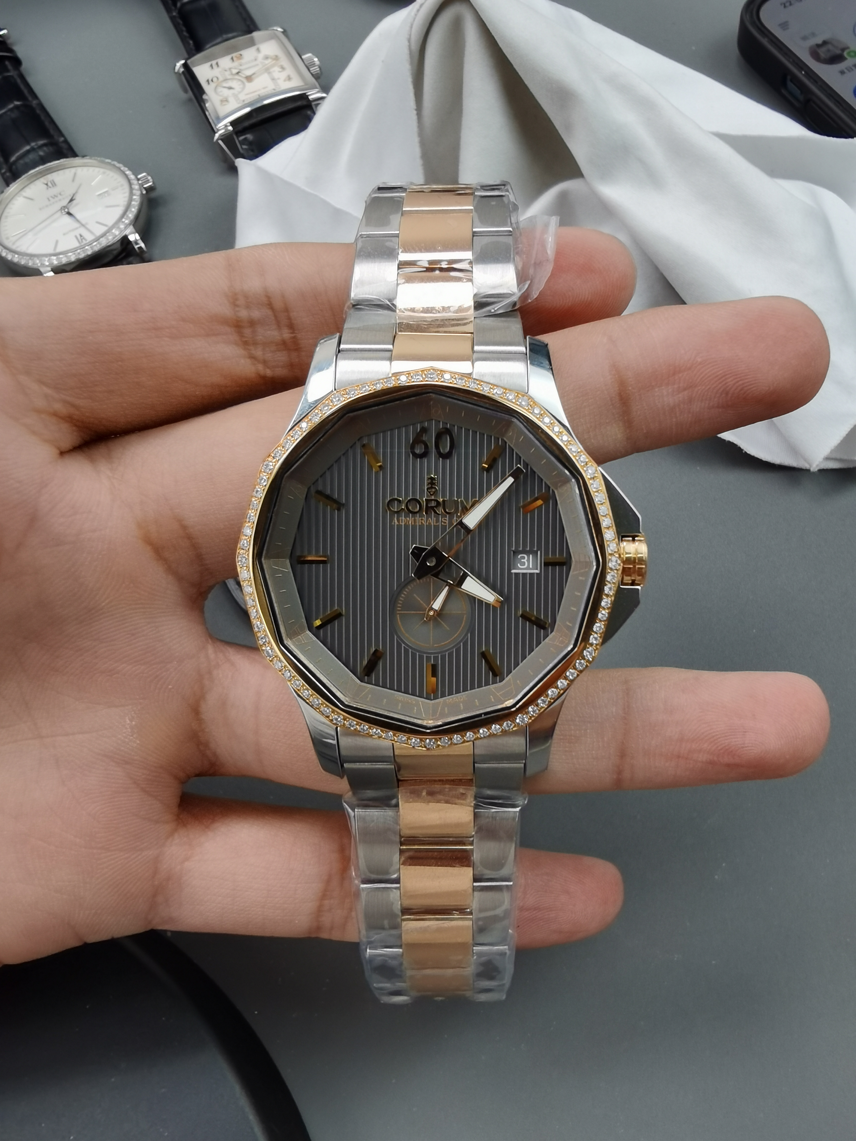 95新 CORUM/昆仑表 海军上将 395.101.24/V720 42毫米 自动机械