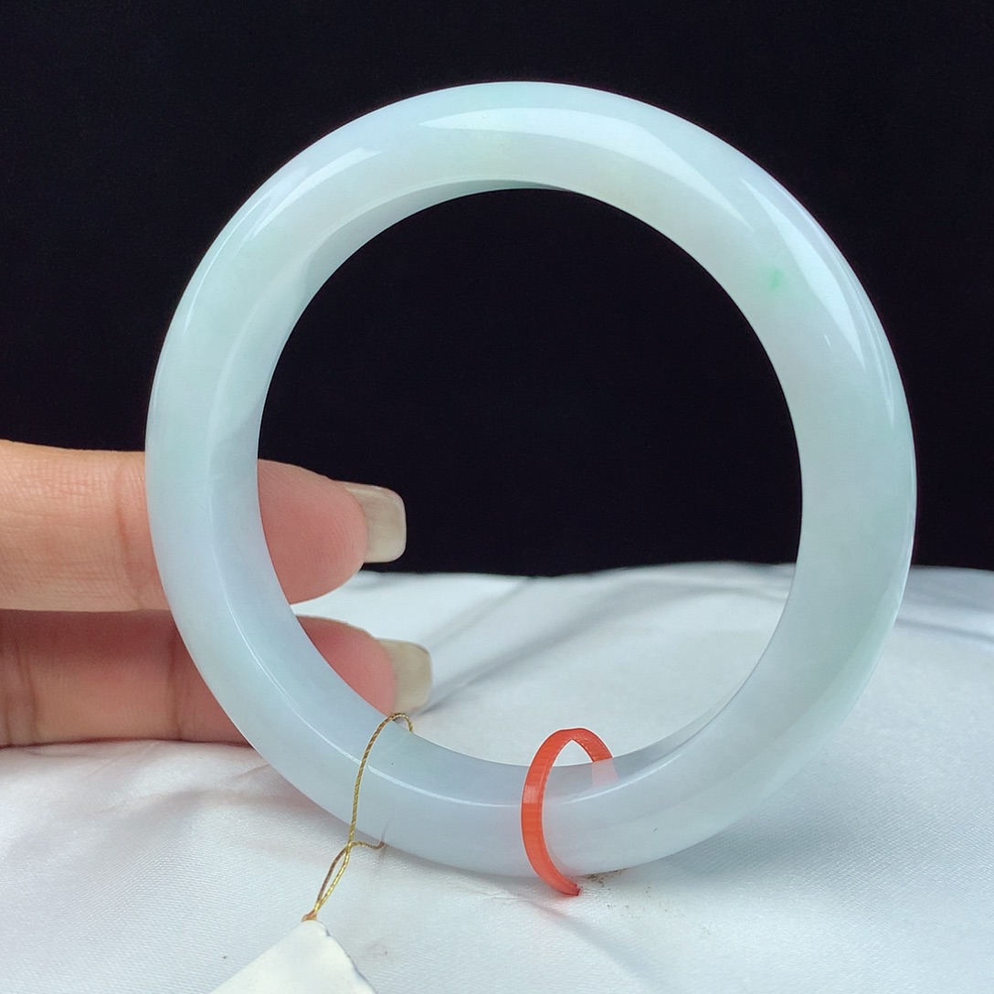 翡翠手镯未镶嵌53圈 1490