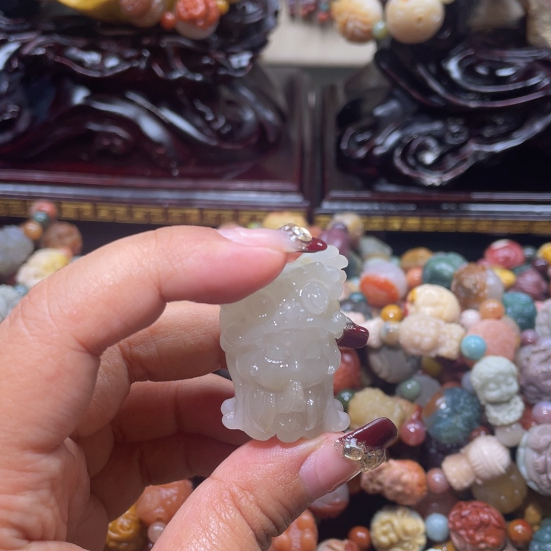 石英质玉手链未镶嵌