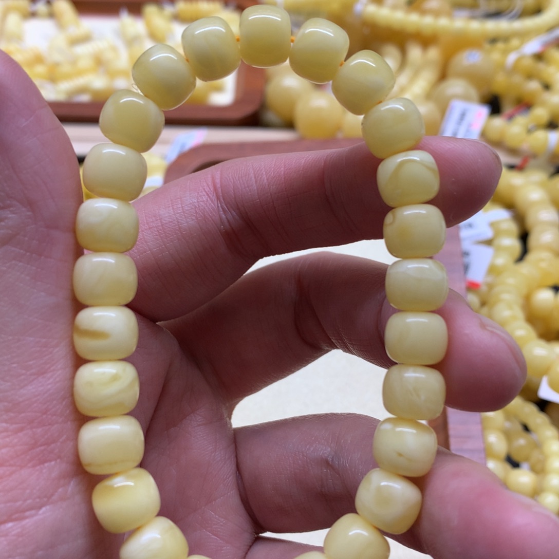 蜜蜡手链未镶嵌蜜蜡