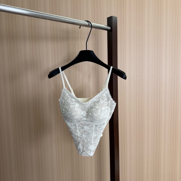 WMM筋骨蕾丝背心女士短款背心修身显瘦内搭