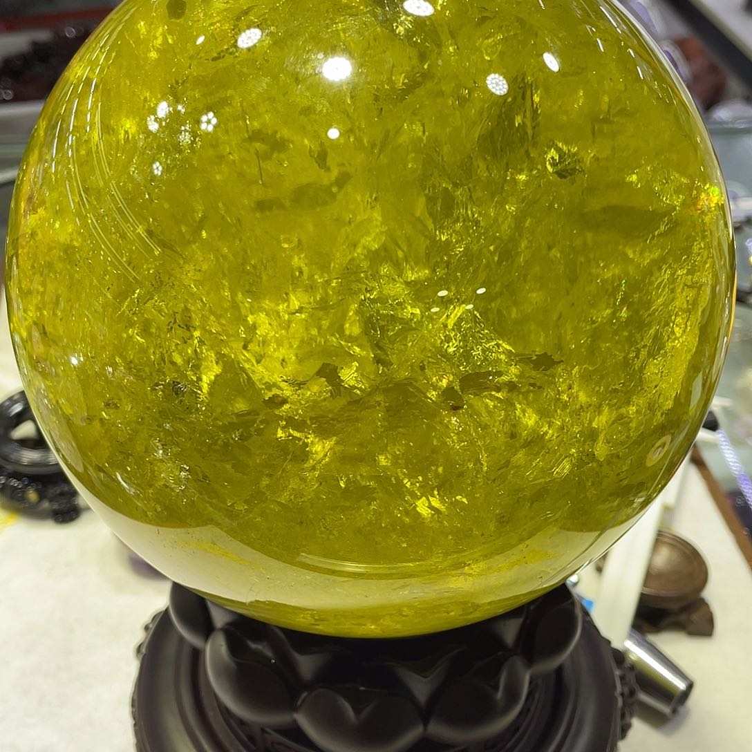 水晶水晶球摆件未镶嵌