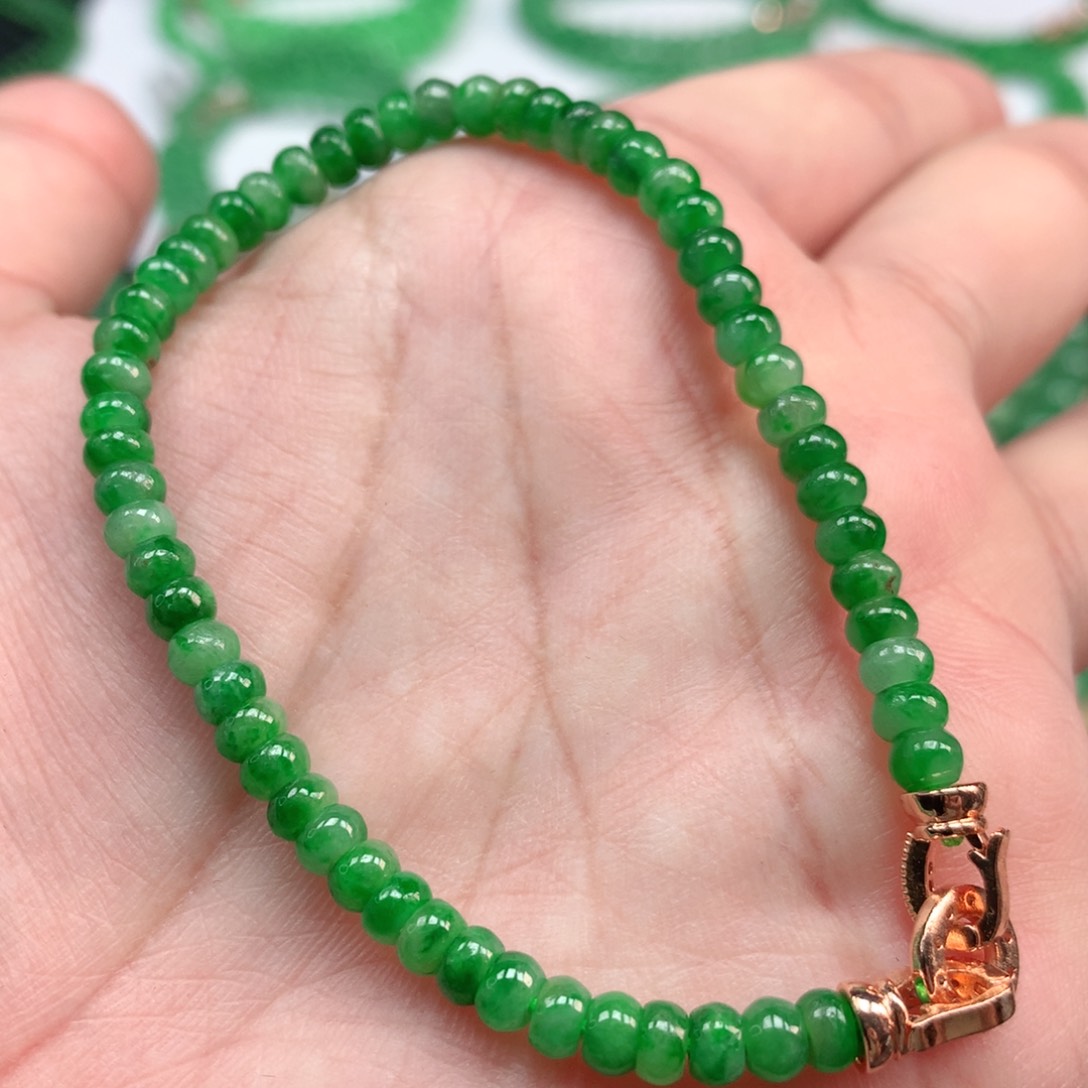 翡翠手链未镶嵌翡翠