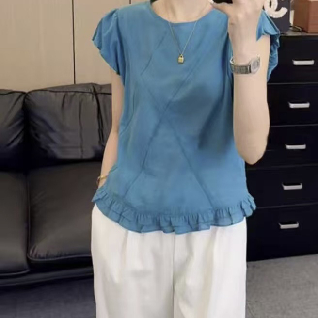 《梅子精选》时尚新款圆领减龄上衣