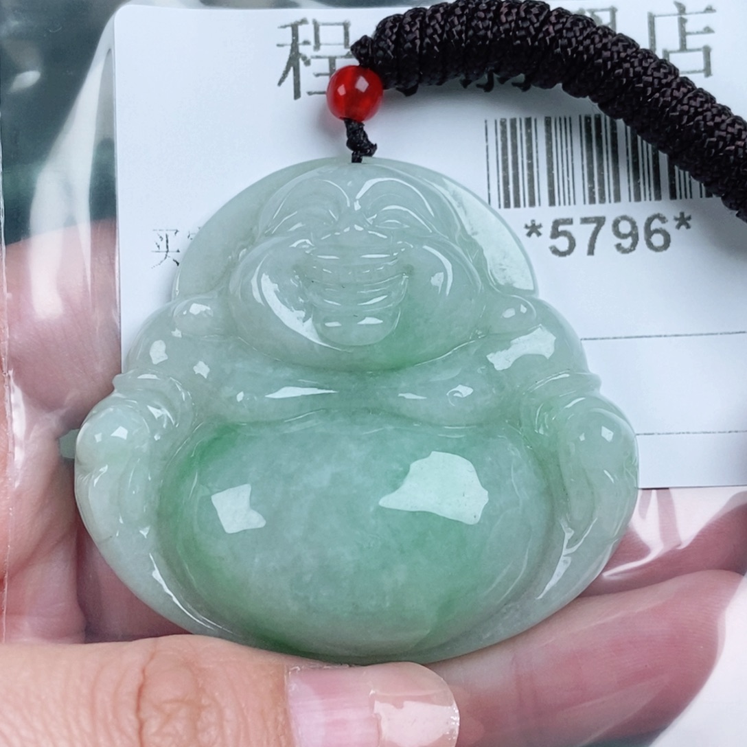 哈***司翡翠未镶嵌颈饰翡翠