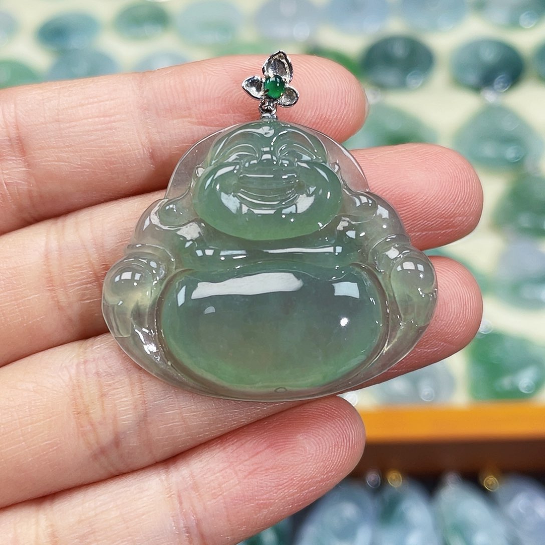 翡翠颈饰18K金镶嵌吊坠