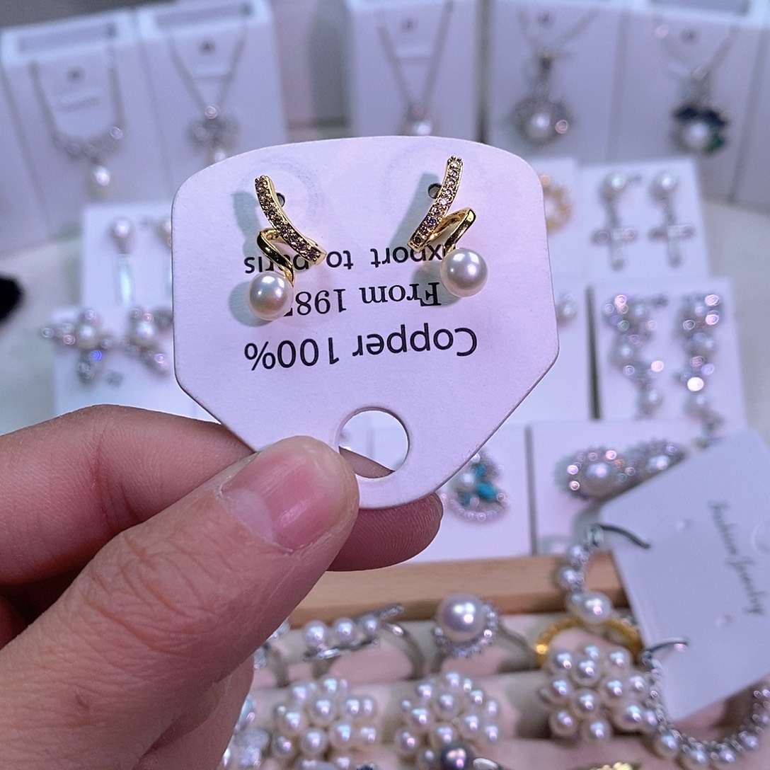 未镶嵌淡水珍珠耳饰