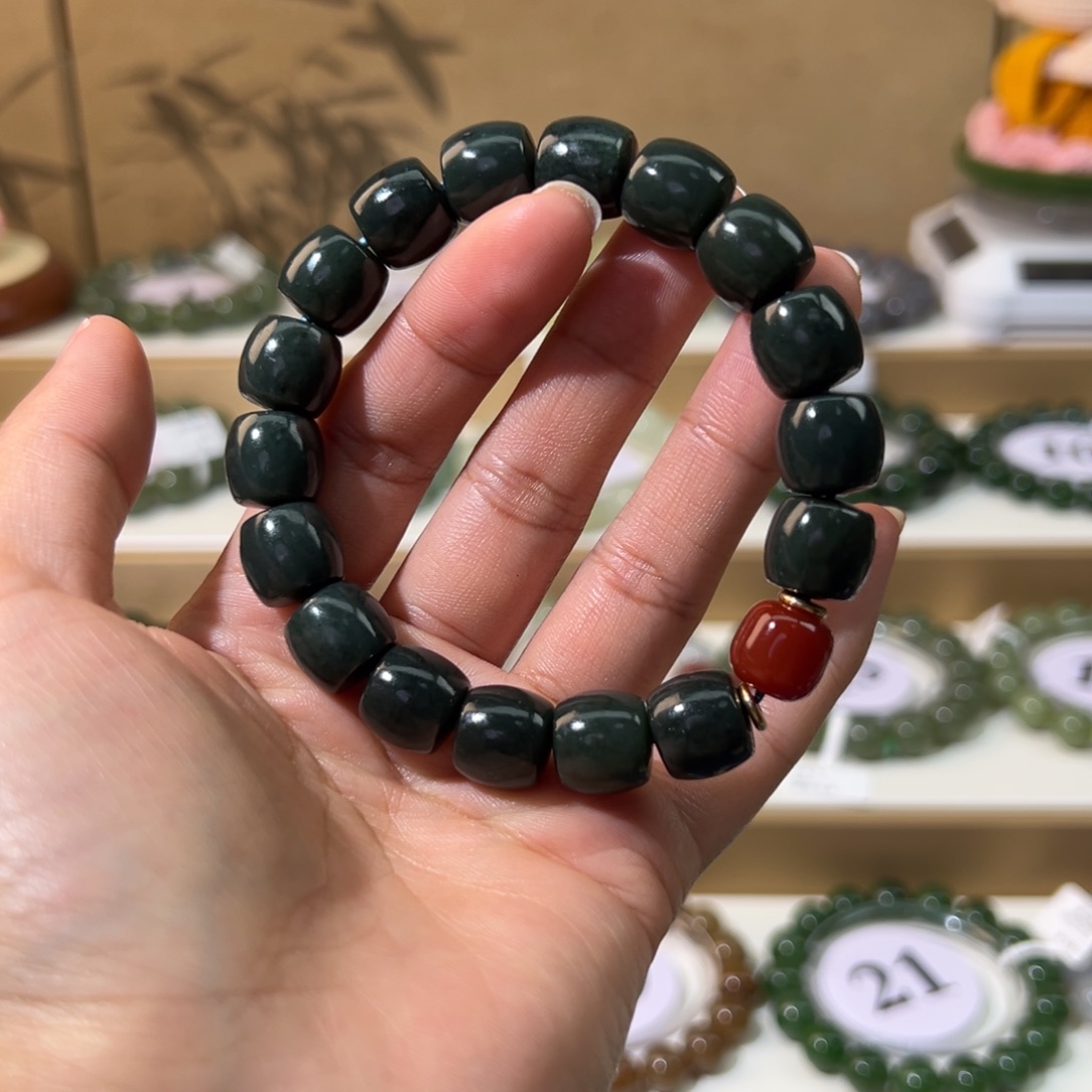 和田玉未镶嵌手串