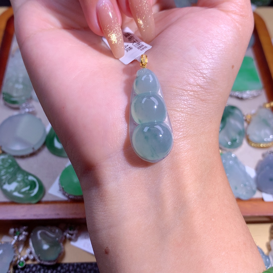 翡翠吊坠(不含链)18K金镶嵌