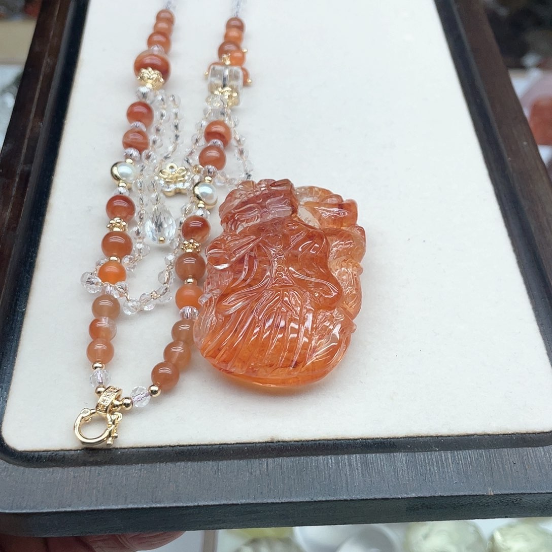 水晶吊坠(不含链)未镶嵌S****y