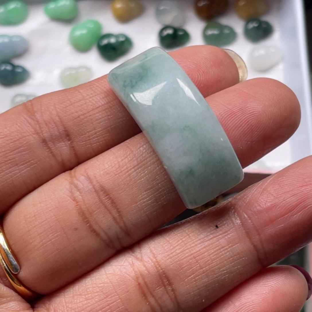 翡翠颈饰未镶嵌56797765