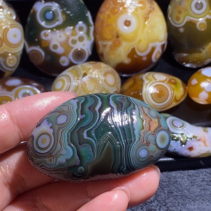 玛瑙/玉髓未镶嵌珠宝奇石126