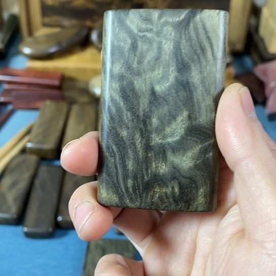 【闪购商品】育*金丝楠阴沉木无事牌