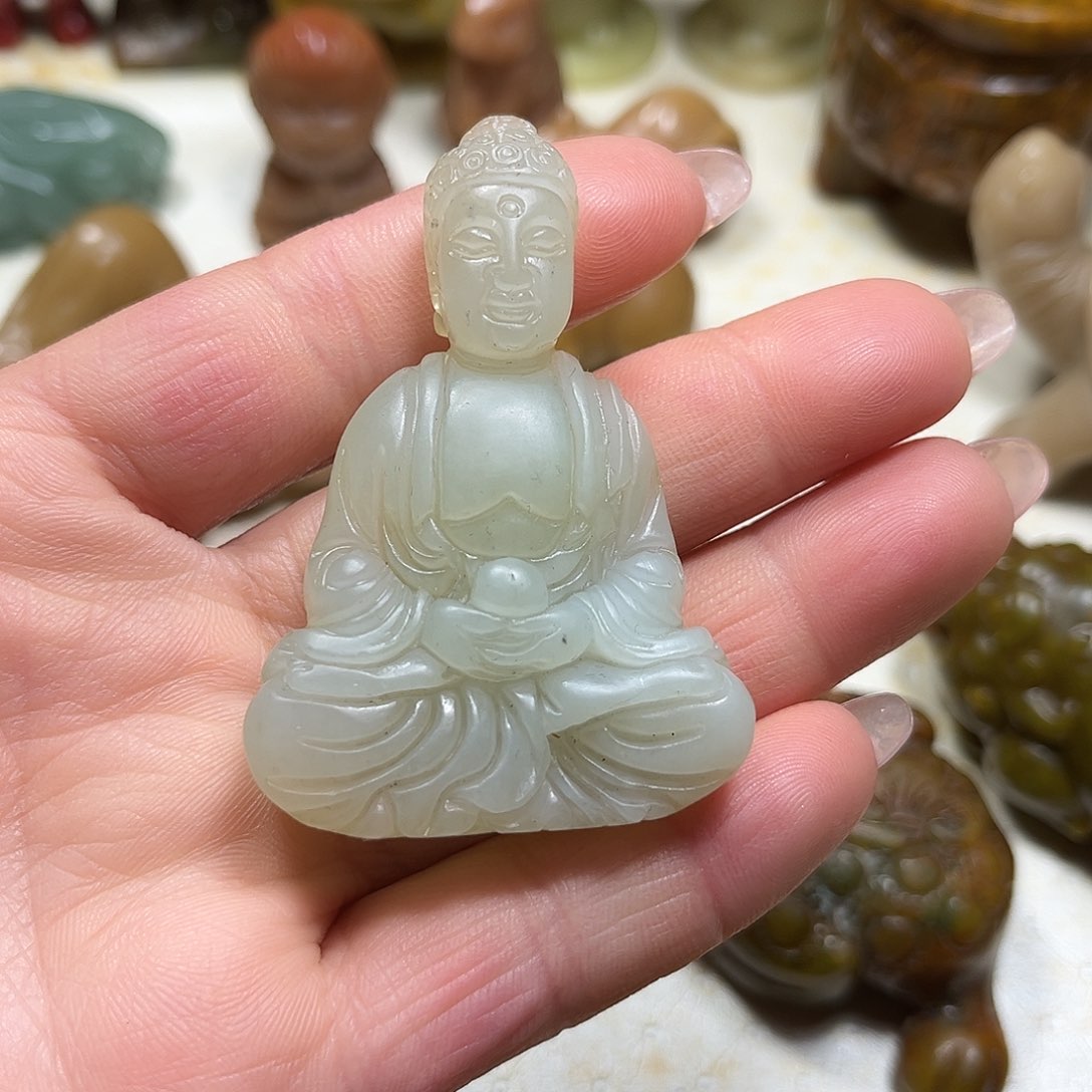 白玉菩提吊坠白玉菩提吊坠