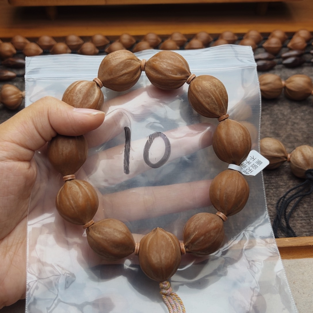 手串/手链橄榄核10号，2.1×2.5四花梅林铁核