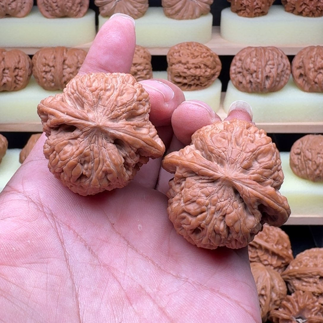 文玩核桃吊坠将军膀