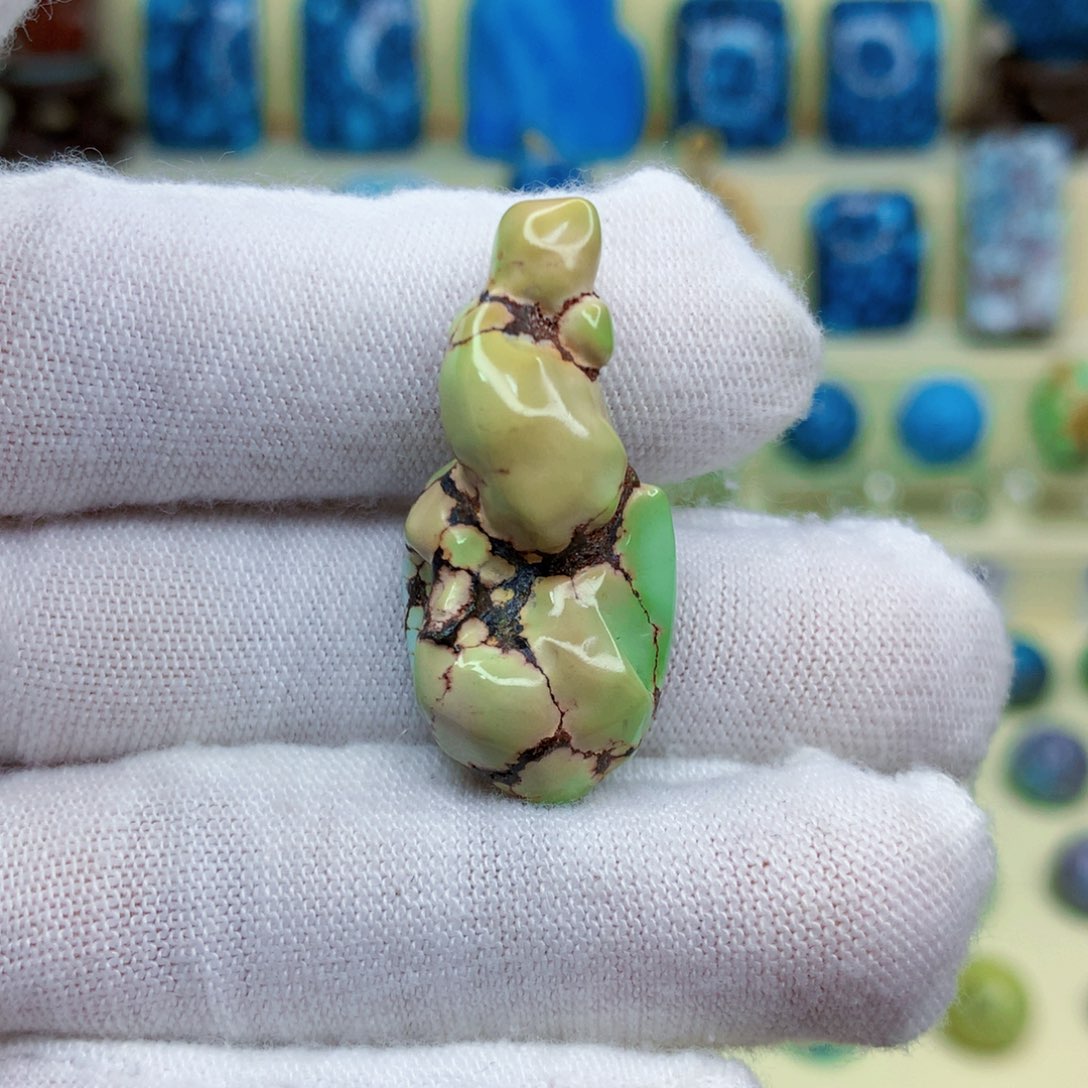 绿松石绿松石未镶嵌