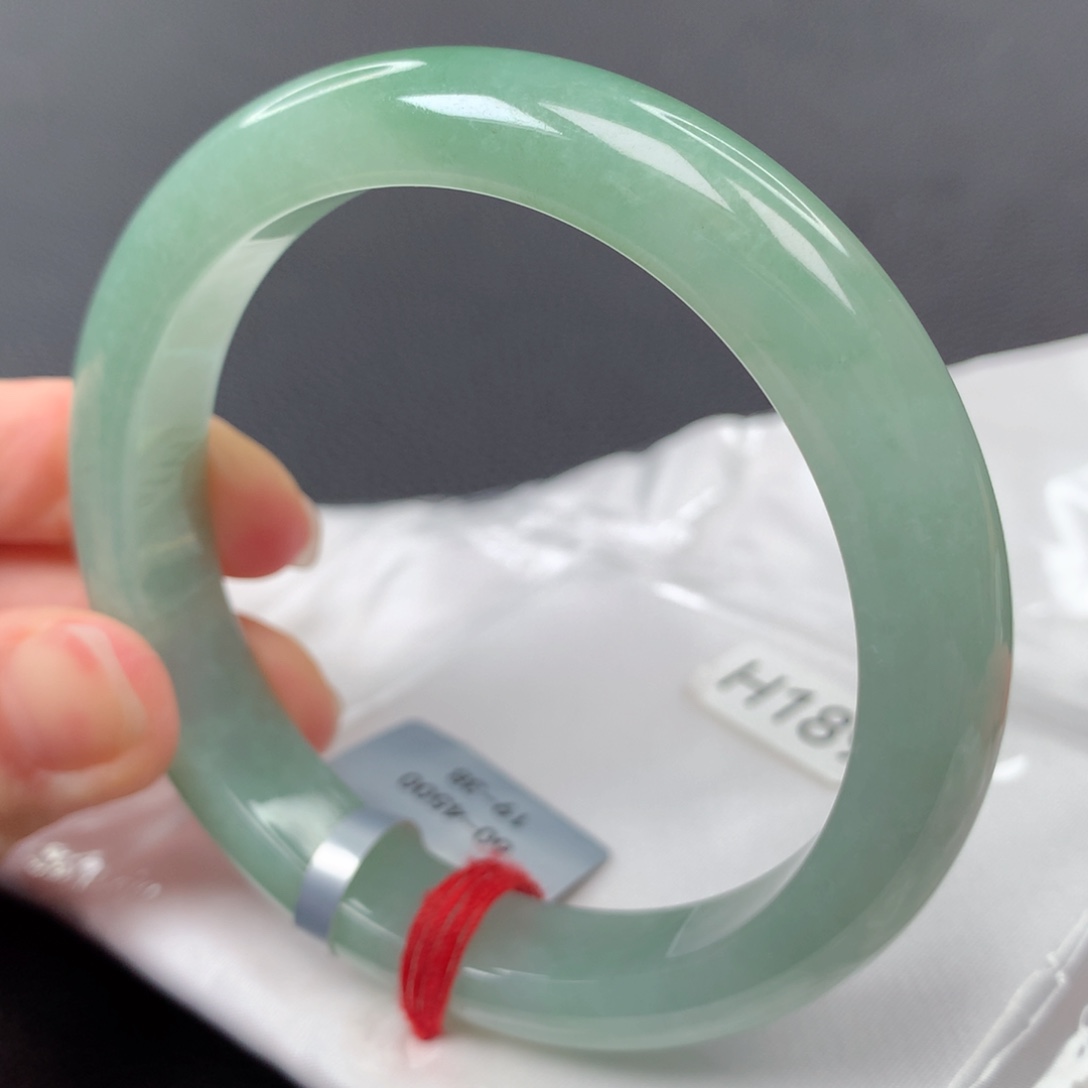【闪购商品】翡翠手镯未镶嵌35号正圈