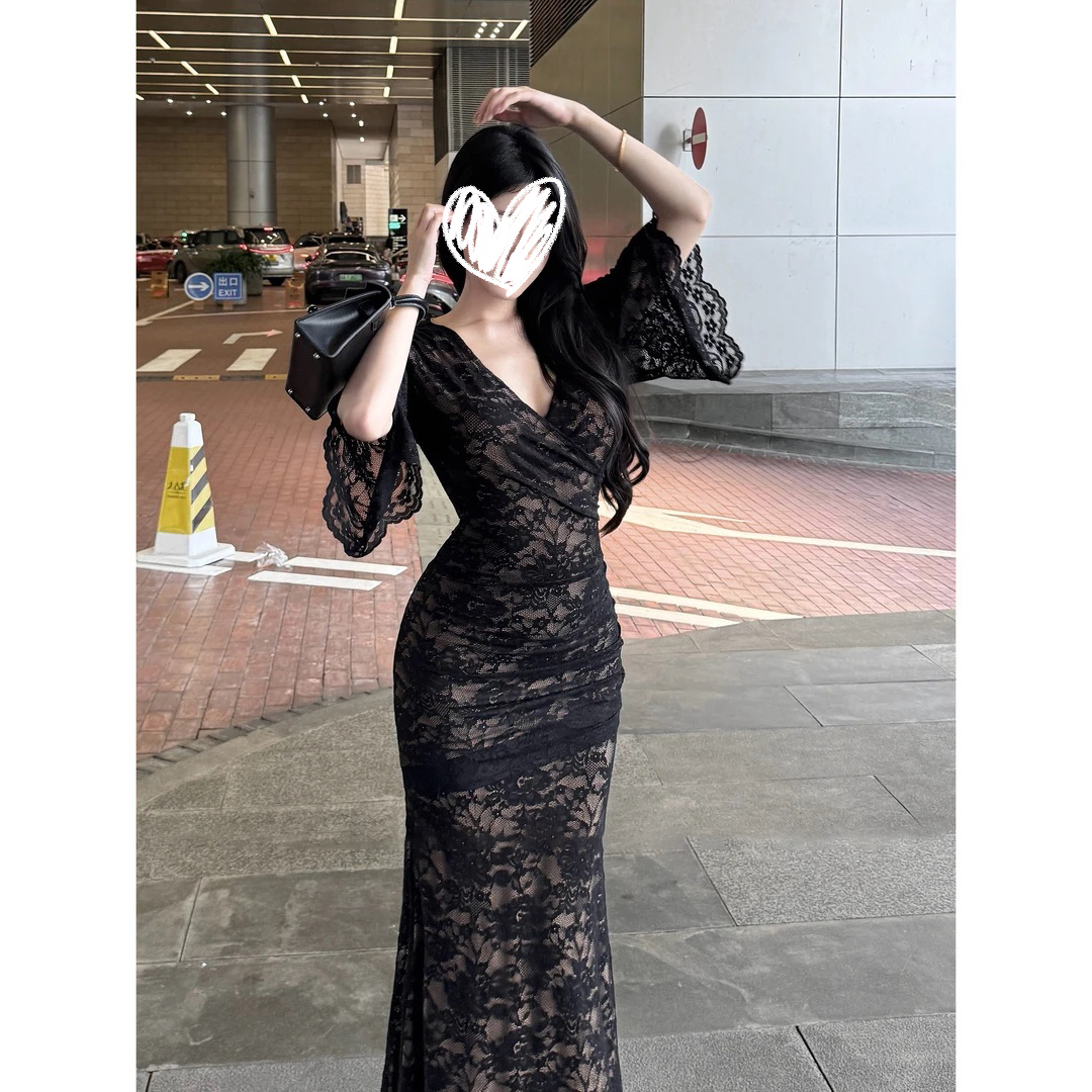 优秀的金蘑菇 蕾丝战袍/纯欲拼接双层收腰显瘦连衣裙