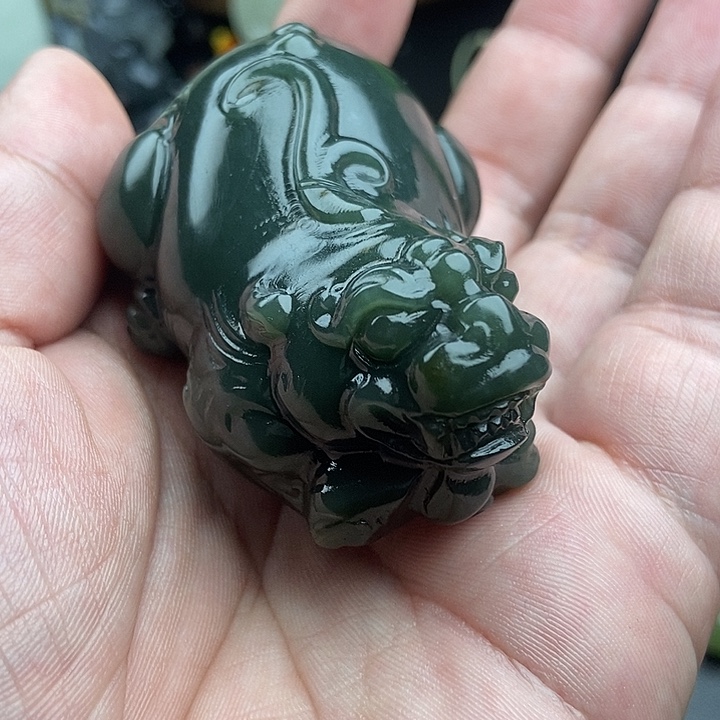 和田玉（糖玉）未镶嵌珠宝奇石