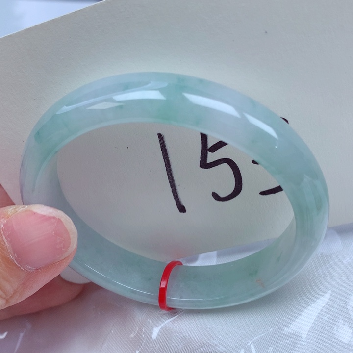 翡翠手镯（贵妃镯）未镶嵌翡翠