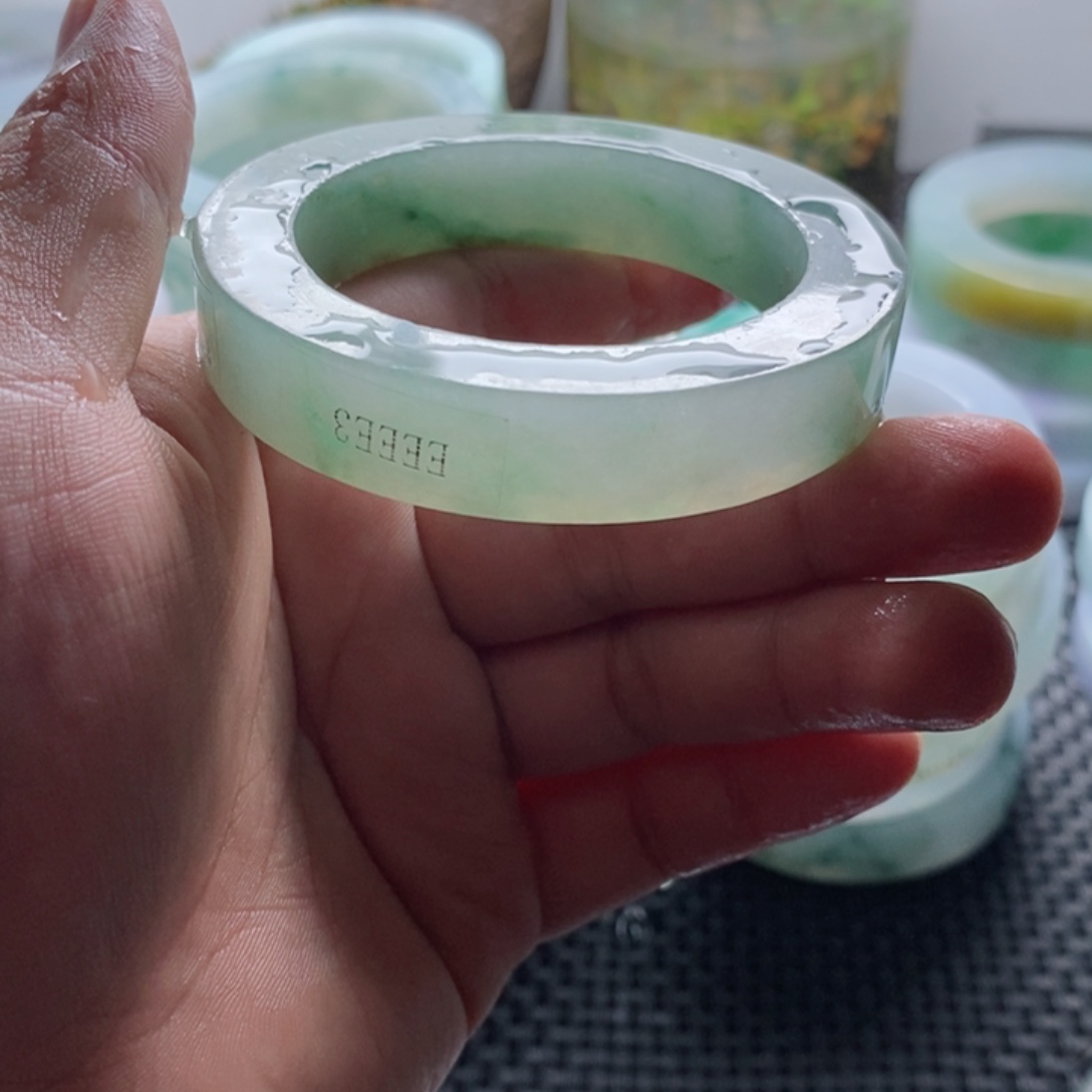 ****續定制翡翠A货未镶嵌