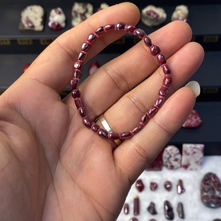 天然辰砂天然朱砂手串13