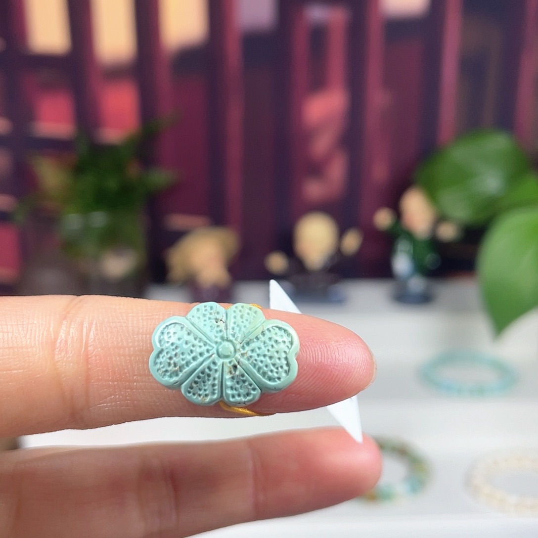 绿松石配饰未镶嵌