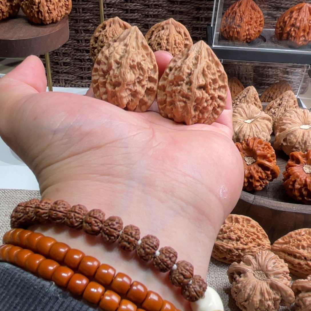 把件文玩核桃十三鸡鸡心39