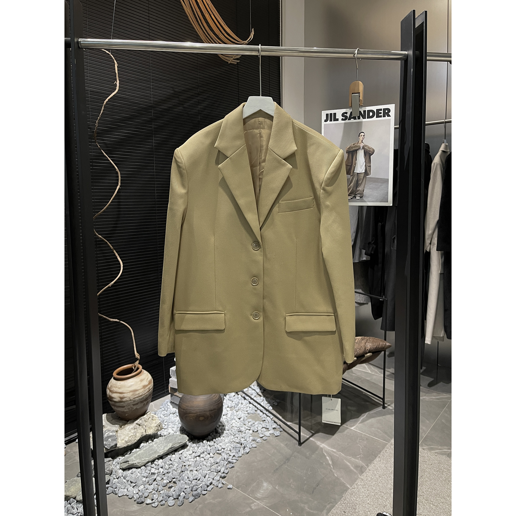 卡其色大版西装外套500310（清）