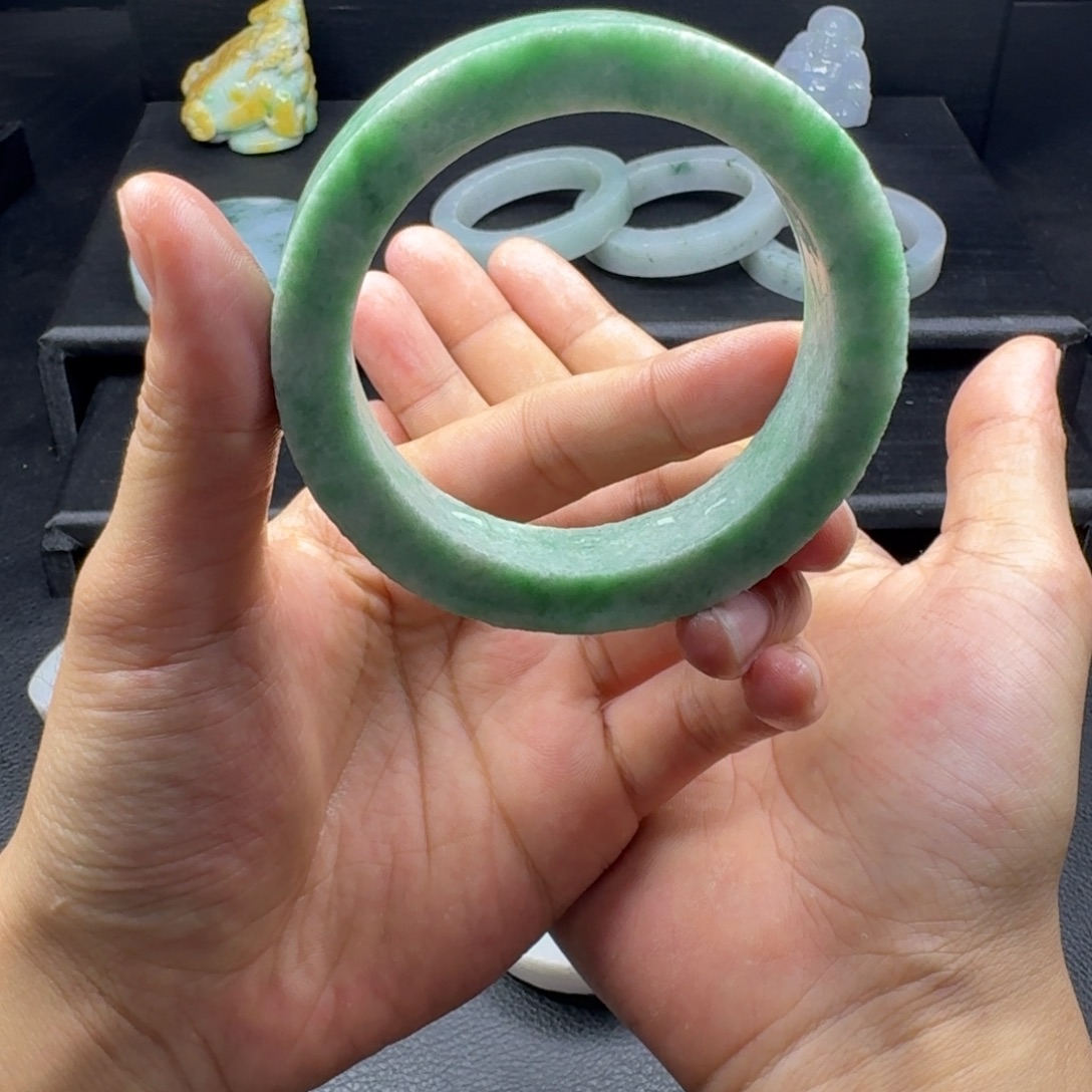 定制翡翠未镶嵌手镯60-63