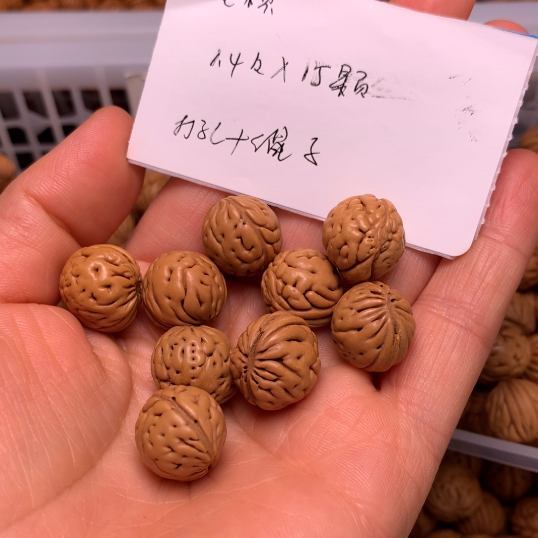 秦岭野生龙纹桃核小馒头14