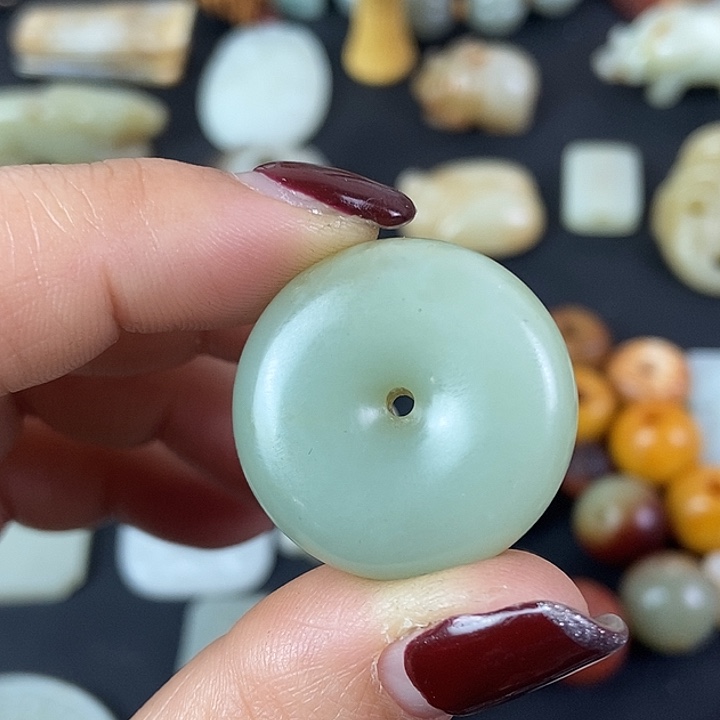 和田玉（糖玉）挂件未镶嵌