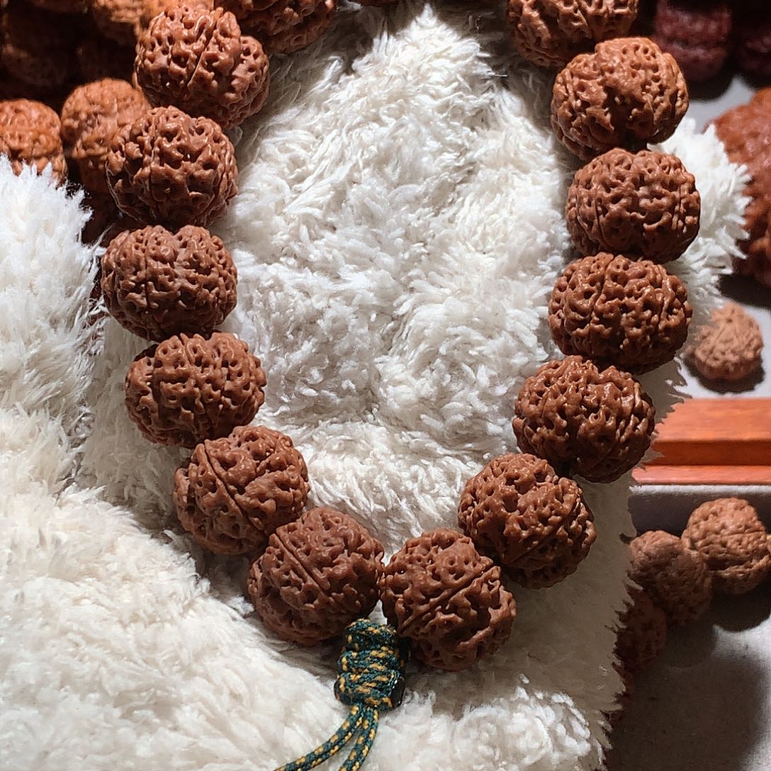 金刚菩提吊坠21超头安娜梅花蜂王