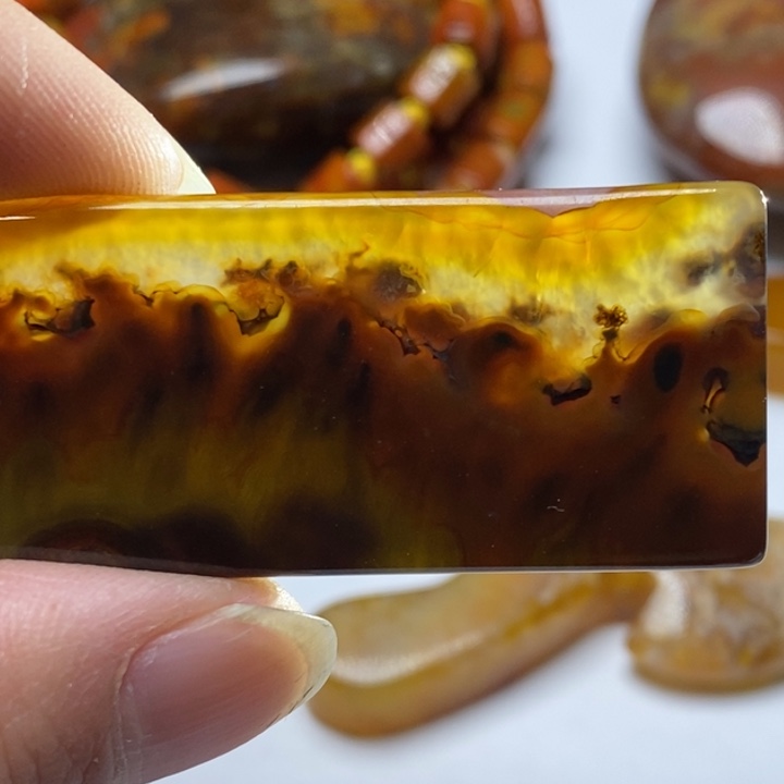 玛瑙/玉髓颈饰未镶嵌