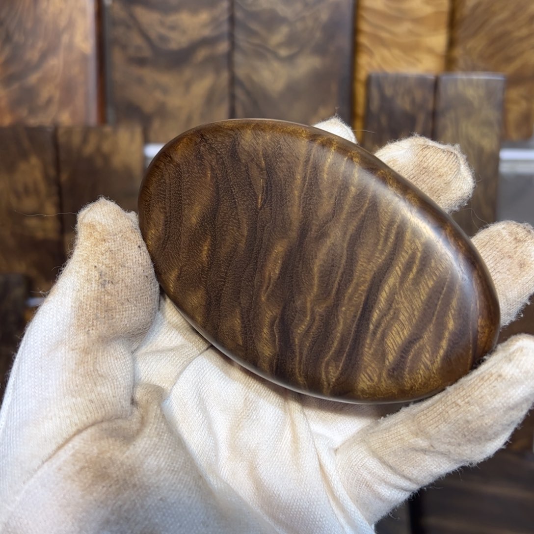 妞***2金丝楠小叶桢楠无事牌