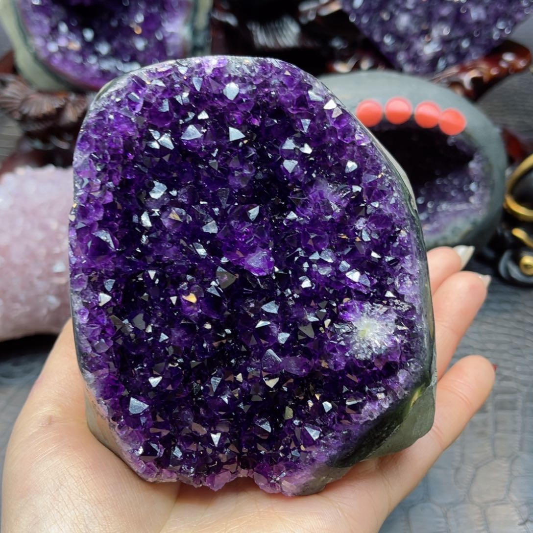 水晶大型摆件（非配饰）未镶嵌