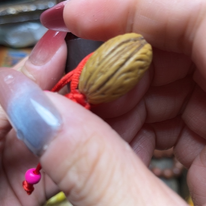 吊坠橄榄核小桃核，小桃核，转转链接……