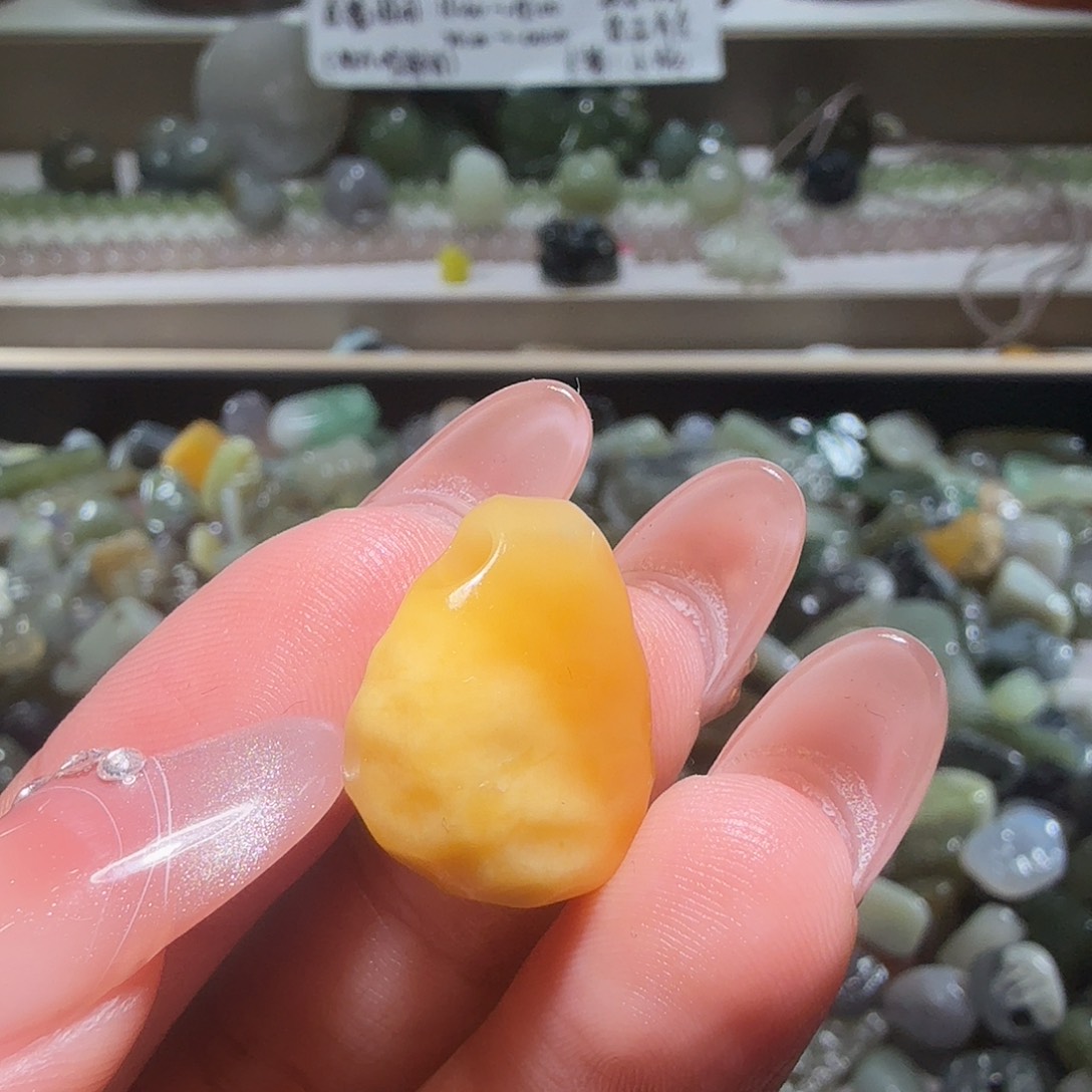 和田玉未镶嵌珠宝奇石