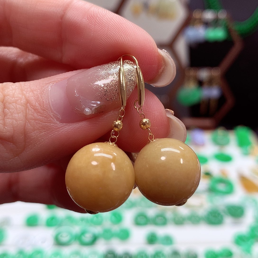 翡翠耳饰18K金镶嵌天然翡翠