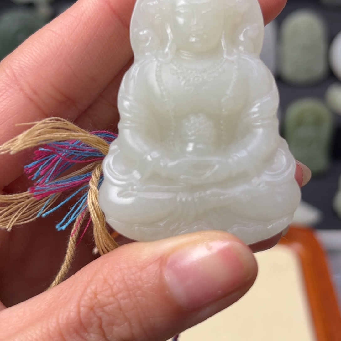 和田玉颈饰未镶嵌天*